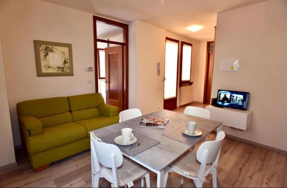 Casa Caterina Riva di Solto Exterior foto